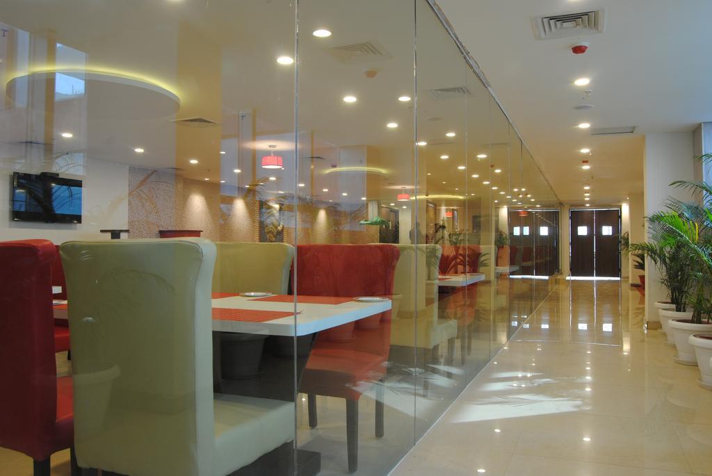 Xenious World Square Hotel Ghaziabad Exterior photo